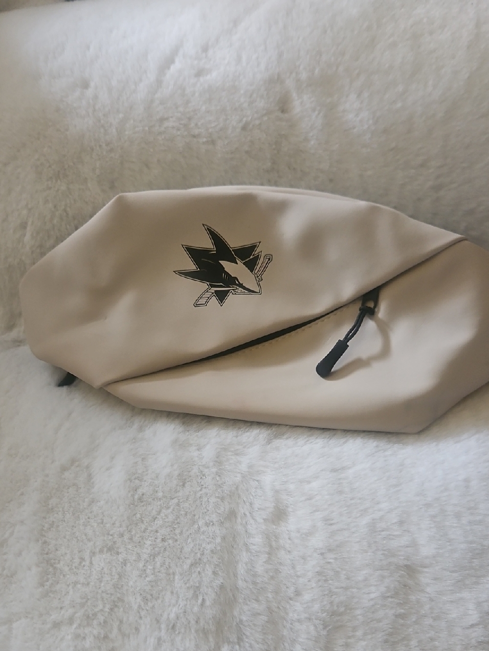 San Jose Sharks Beige Logo Crossbody/Fanny Pack
